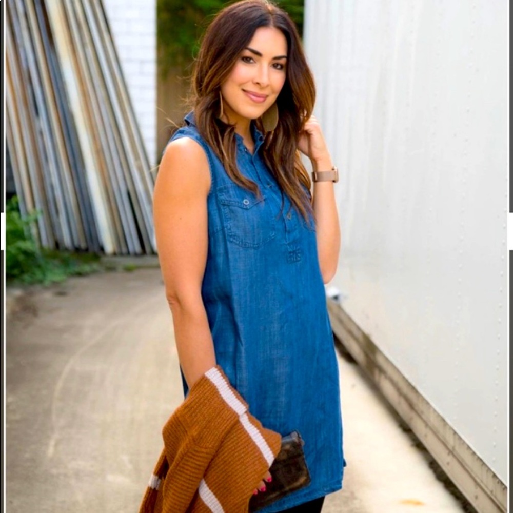 NEVER BEEN WORN FAUX JEANS MATERIAL SLEEVELESS DRESS/TUNIC